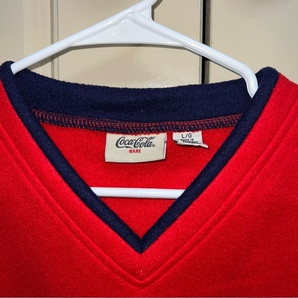 Coca Cola Red V-Neck Fleece Sweatshirt Size Large - Picture 3 of 7